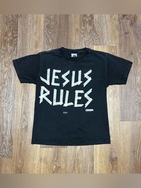 Black 'Jesus Rules' Graphic Tee - Classic Crew Short Sleeve